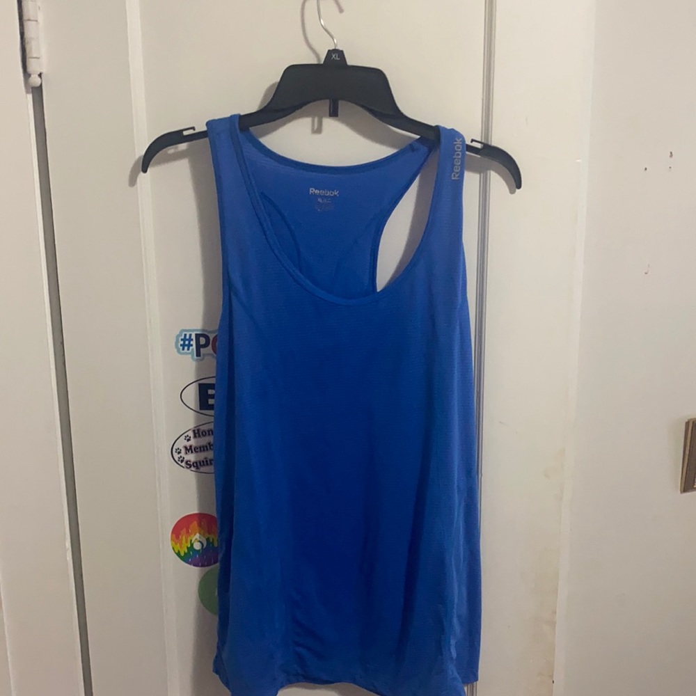 Iight weight workout tank